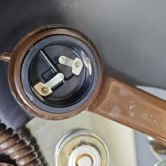 Vintage Chocolate Brown Northern Electric Rotary Desktop Telephone Canada - Picture 16 of 16